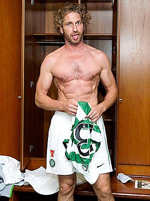 Actor Gerard Butler shows his new body at Celtic benefit match biography