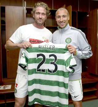 Actor Gerard Butler shows his new body at Celtic benefit match